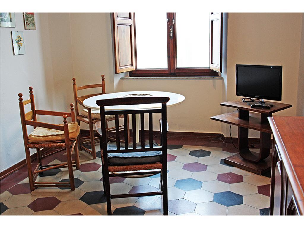 Borgo Largo 51 Bed and Breakfast Pisa Rum bild